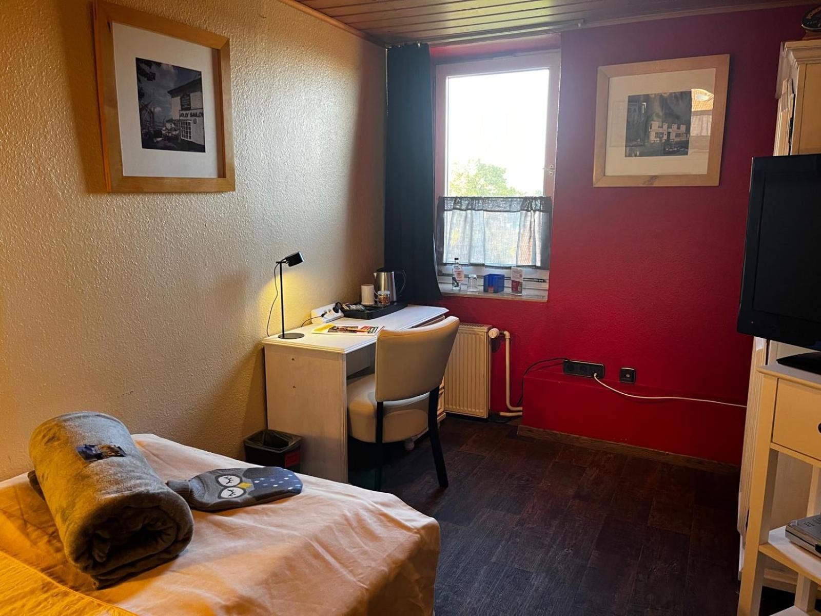Henblas Hotel Neuenrade Eksteriør billede
