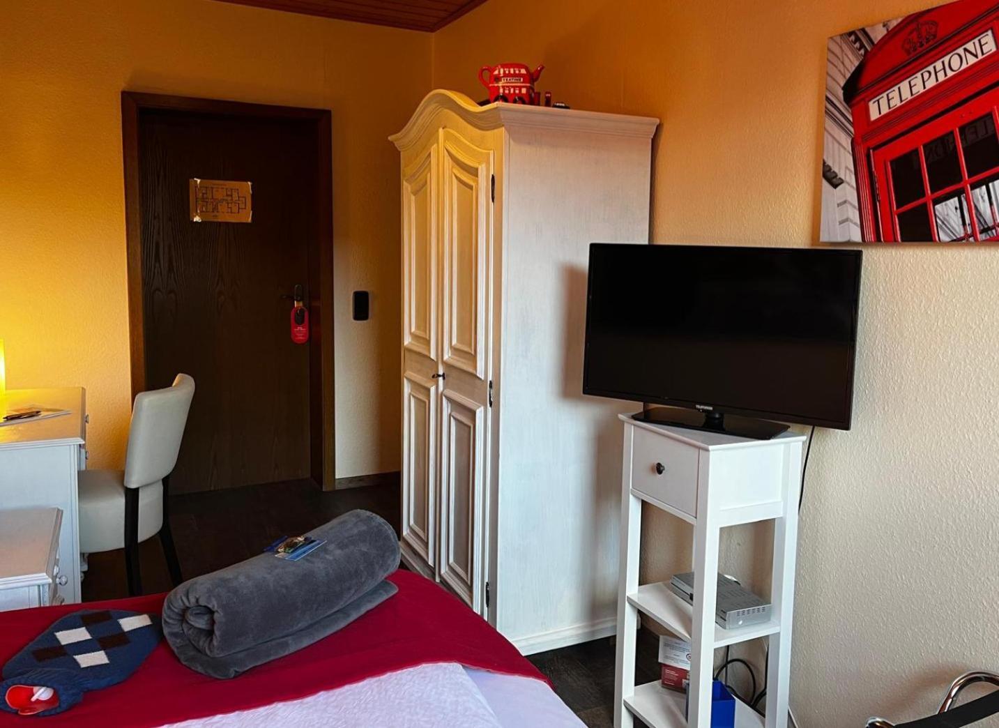 Henblas Hotel Neuenrade Eksteriør billede