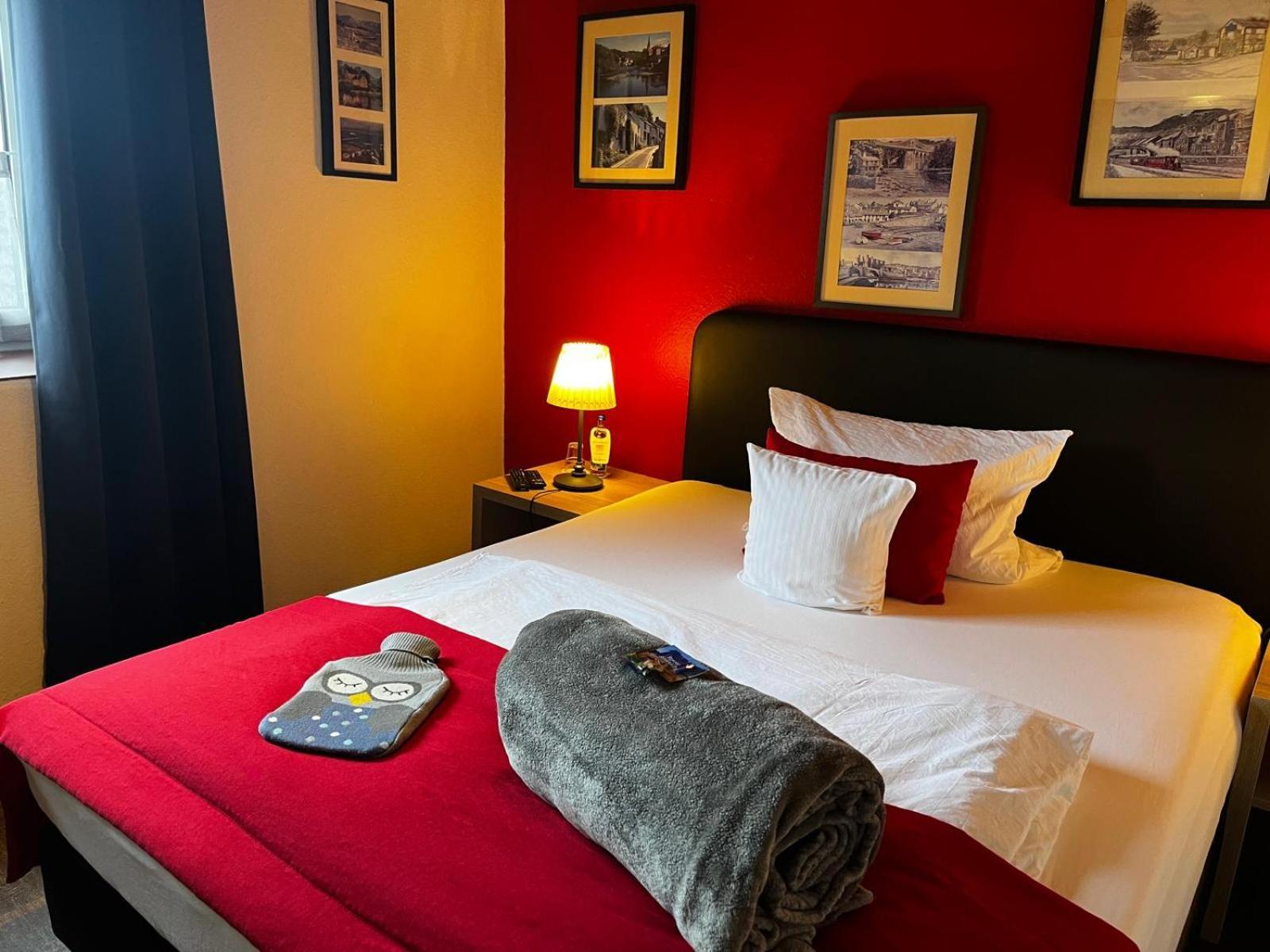 Henblas Hotel Neuenrade Eksteriør billede